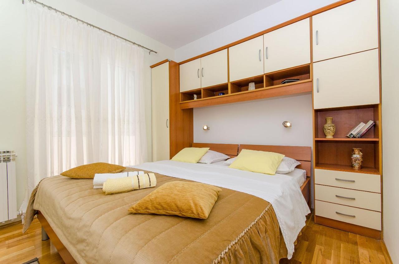Apartments Jerko Sutivan Zimmer foto